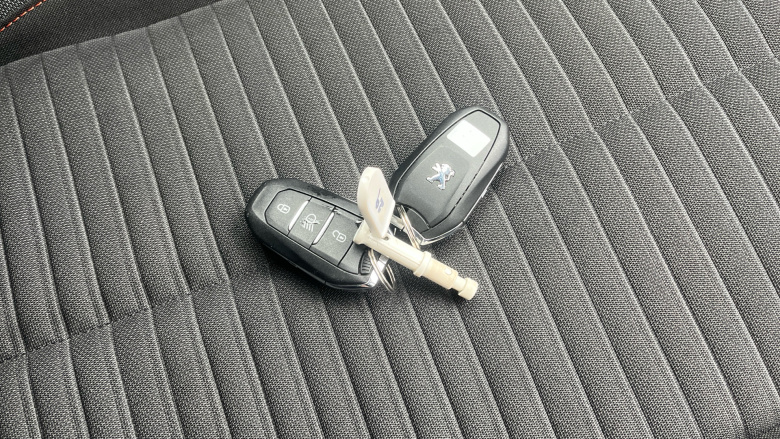 Peugeot 208 1.2 PureTech 100 Active 5dr Petrol Hatchback